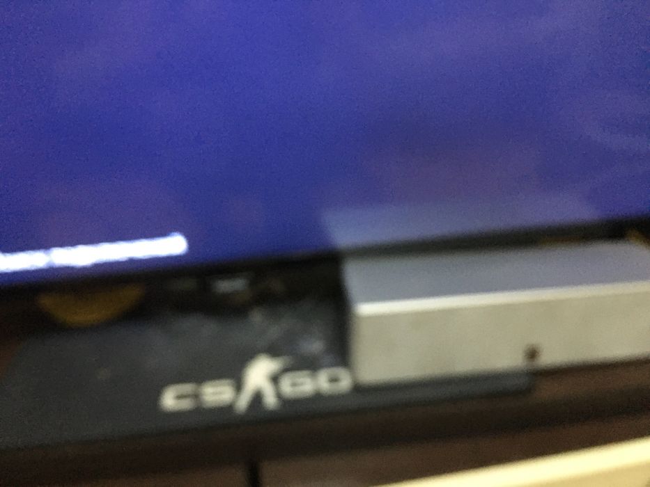 Продам телевизор Philips 49дюймов. 4к.