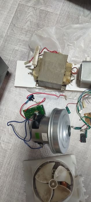 Продам запчасти для микроволновки