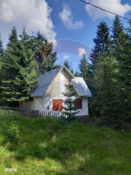 Cabană de vânzare în Muntele Băișorii – Zona Jera