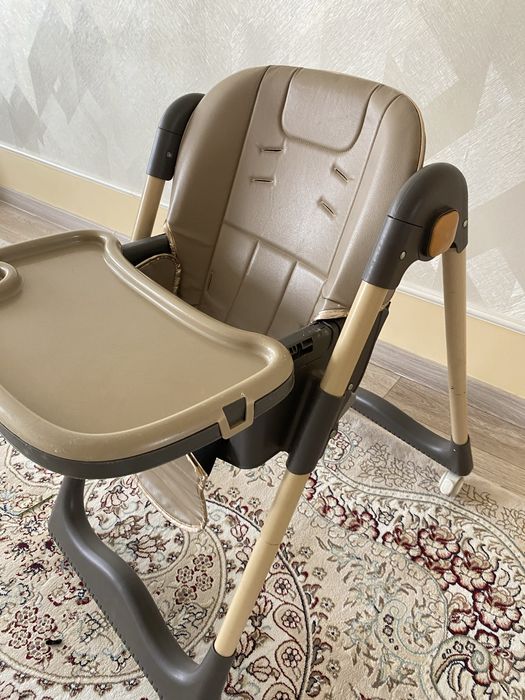 Детский столик сатылады