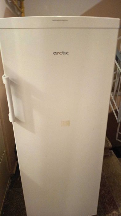 Vând congelator an stare de funcționare Brașov