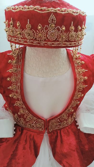 Тусау кесу 1 жас.