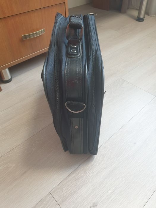 Продам 3 сумки в хорошем состоянии