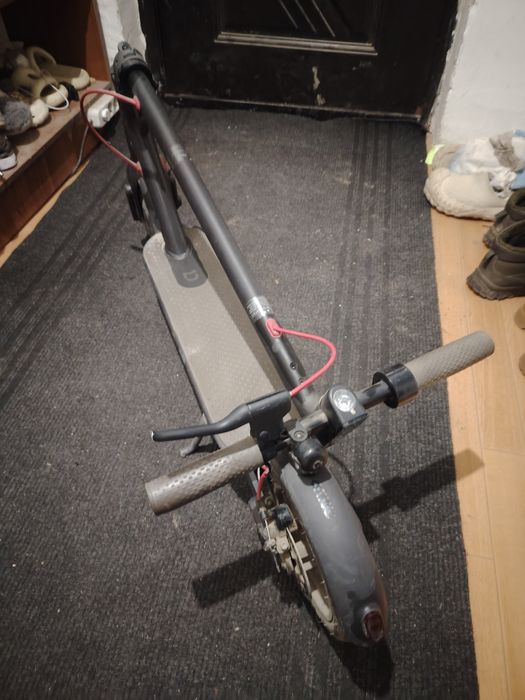 Продам электросамокат
Продаю п