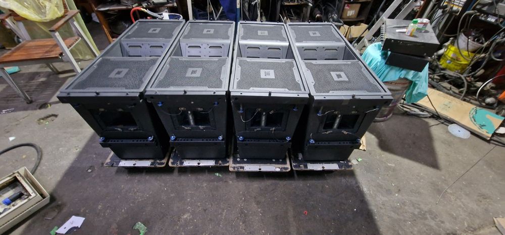 Boxe jbl vertec vt 4888