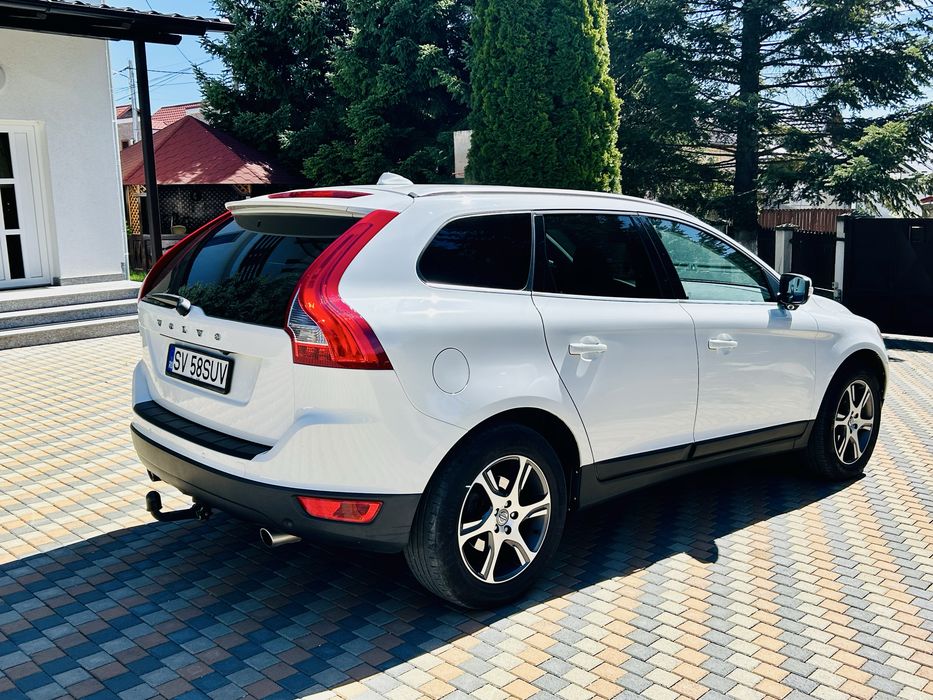 VOLVO XC60 2011 — imagine 2