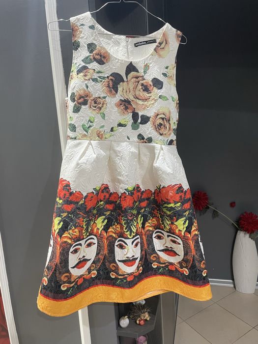 риза Mickey mouse черна нова, рокля кафява, рипс,черна, синя,