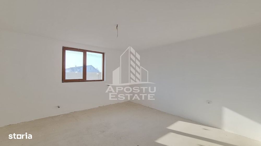 Casa individuala de vanzare P+M cu 6 camere, Sanandrei