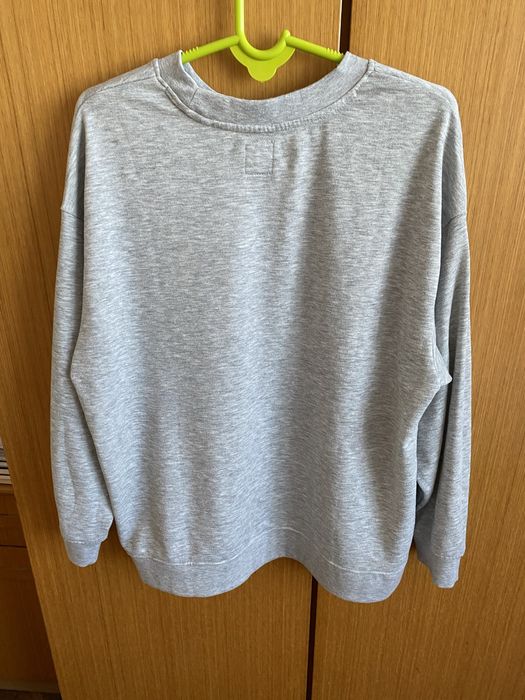 Свободен суичър размер М