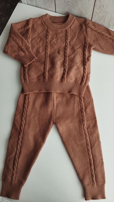 Продам детские вещи