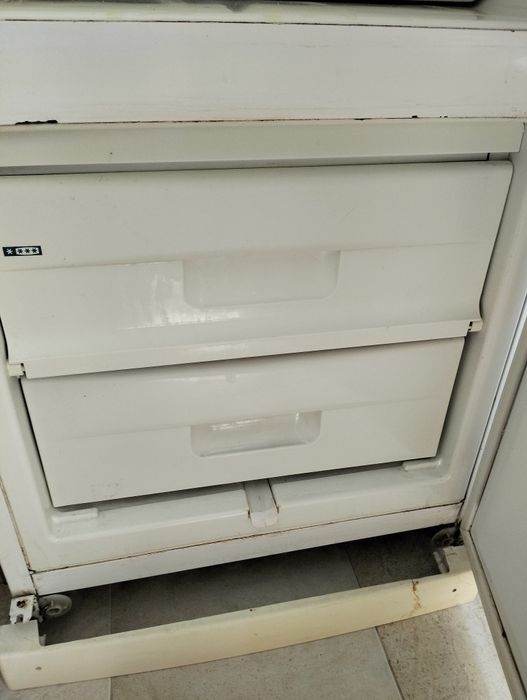 Хладилник в добро състояние