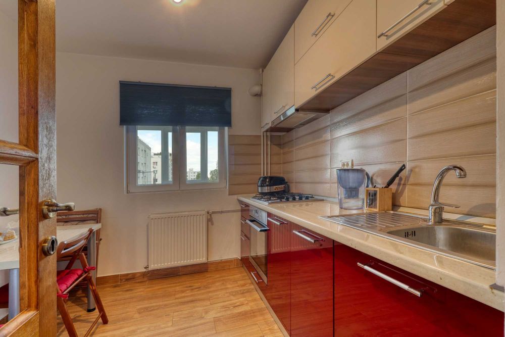 Costin Georgian, 3 camere, semidecomandat, complet mobilat si utilat