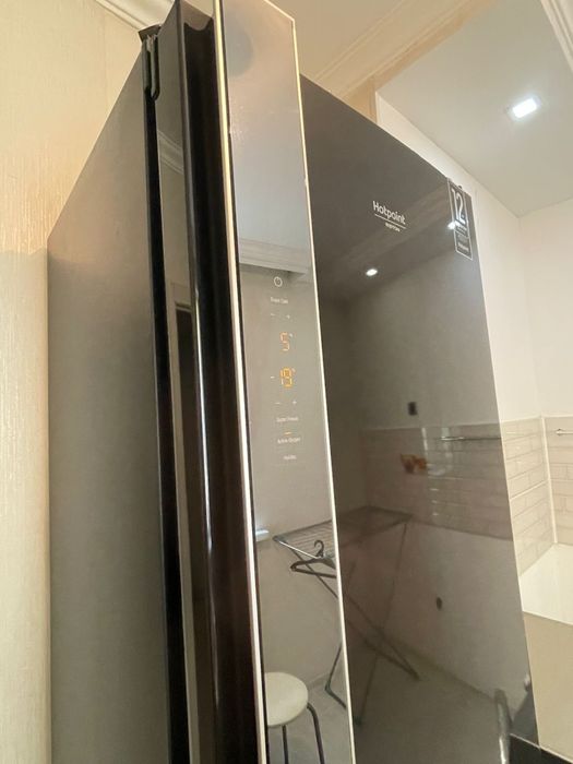 Продам холодильник Аристон