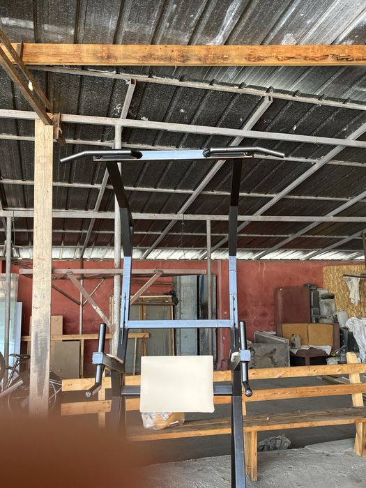 Продам турник хороший