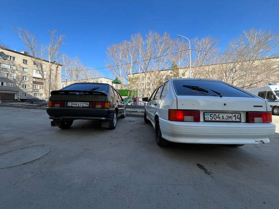 Продам 2 машины ваз 2114