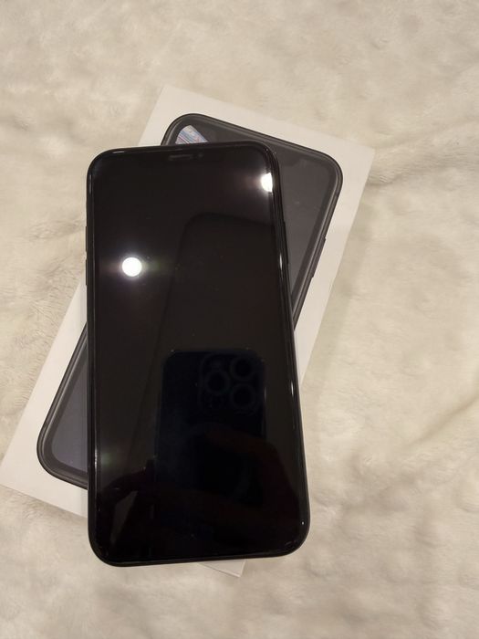 продам iphone XR