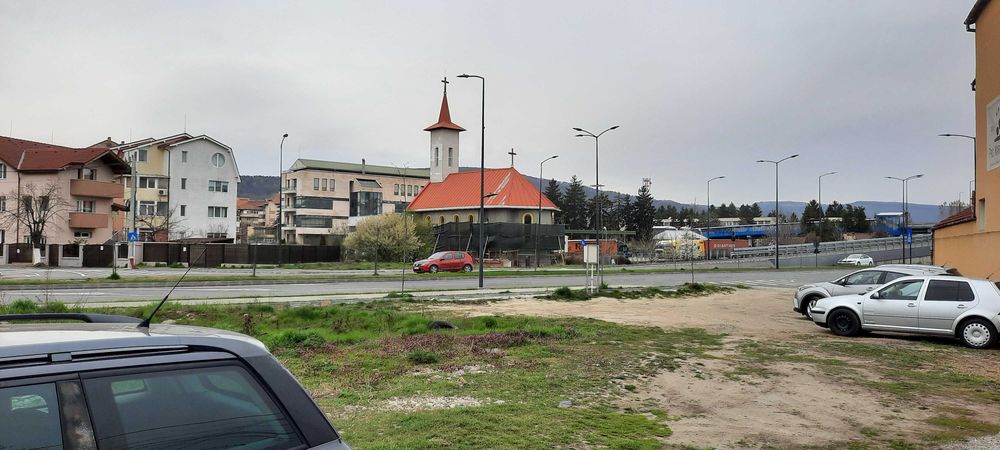 Inchiriere teren - Bd. Tineretului - Zona Libertatii
