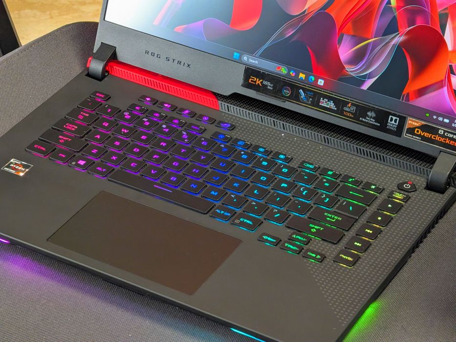 Laptop Gaming Asus ROG / AMD Ryzen 9 / RTX 3060 / Display 2K 165Hz