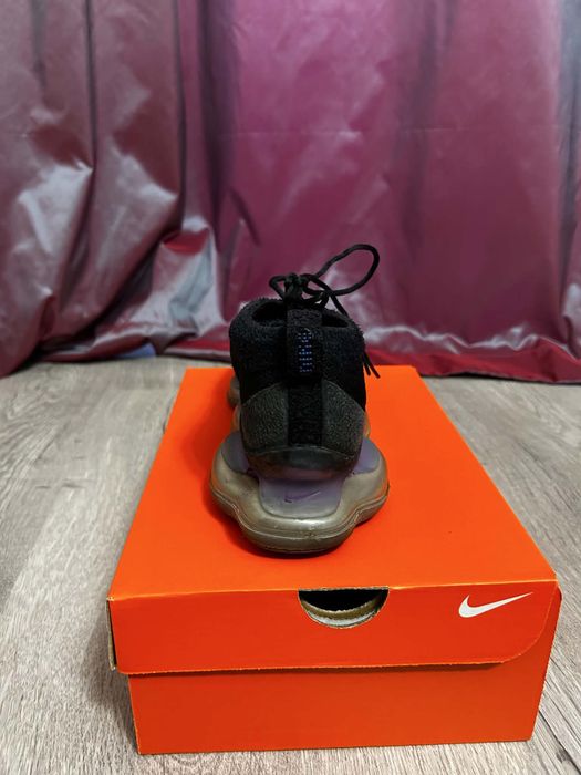 Маратонки Nike …………