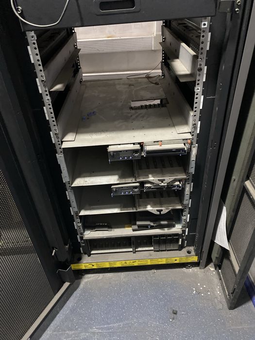 Шкаф серверный для офиса