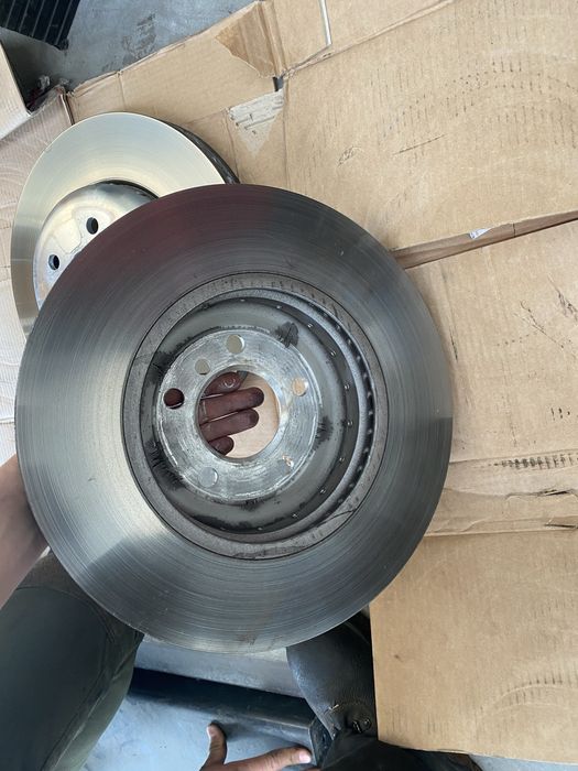 discuri frana fata brembo bmw seria 5 f10 3.0