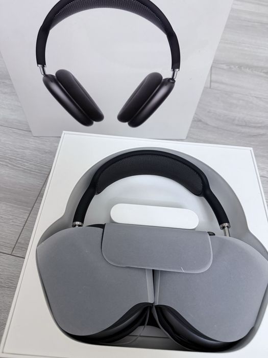 AirPods Max черные