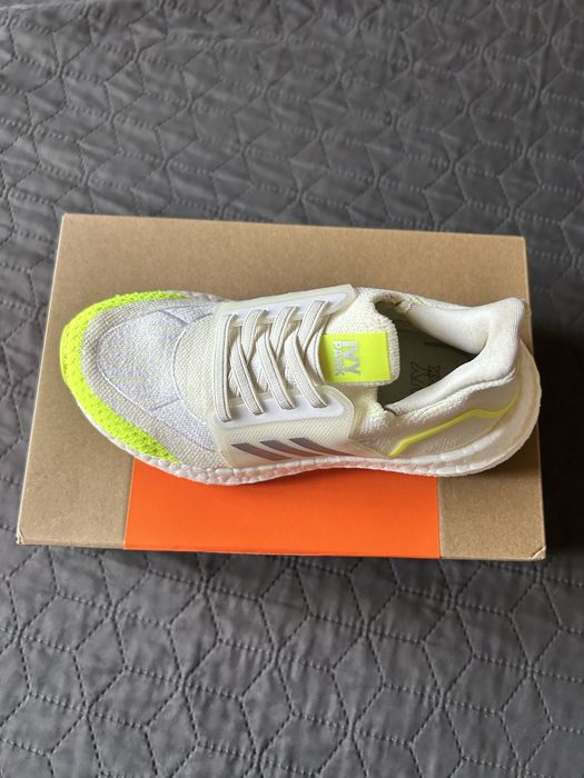 Adidas 30,5 размер-нови