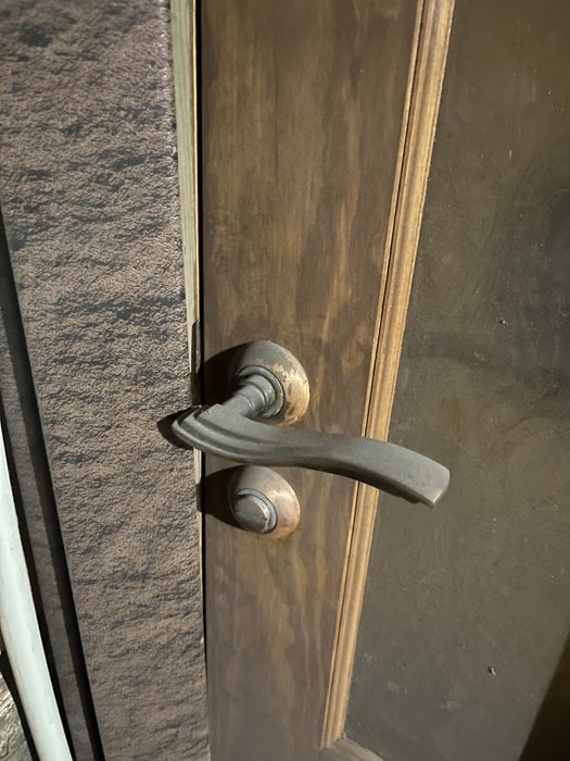 Межкомнатные деревянные двери