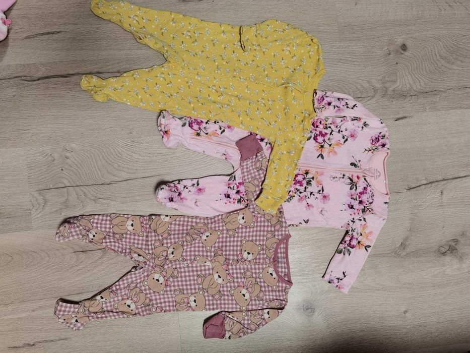 Комплект Guess, рокля Mayoral, ромпъри Next