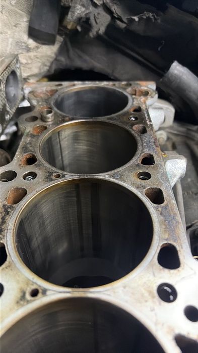 M50B25,M52B28,M54B30, глави,валове и др части.