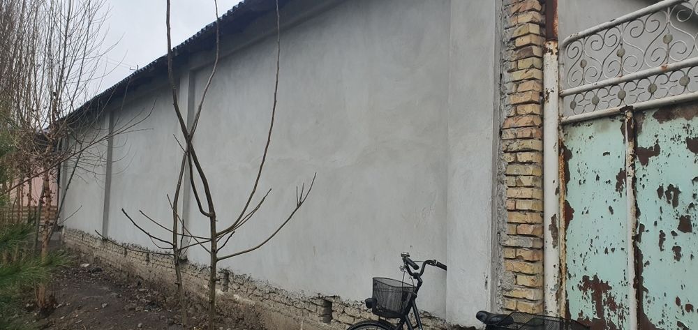 Участка сотилади (Продаётся участок)