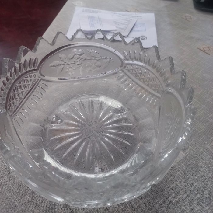 Голяма кристална  фруктиера.!