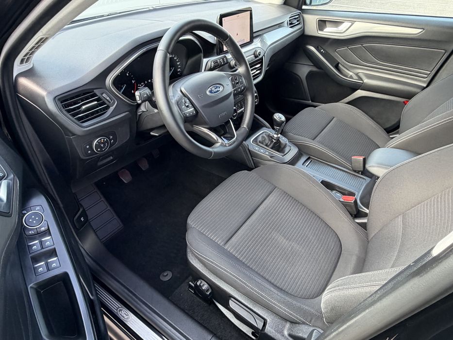 FORD Focus 2019 — imagine 5
