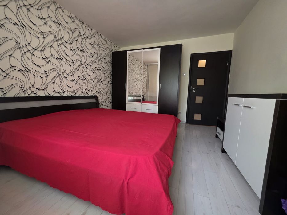 Vând Apartament 3 camere, Drumul Taberei