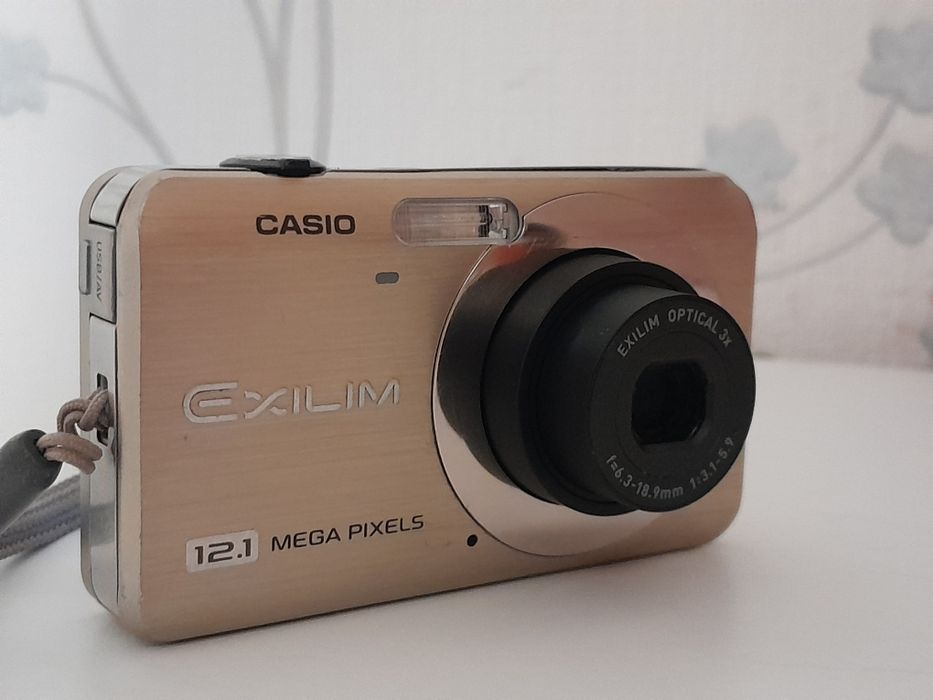 Aparat foto digital Casio Ex Z 90