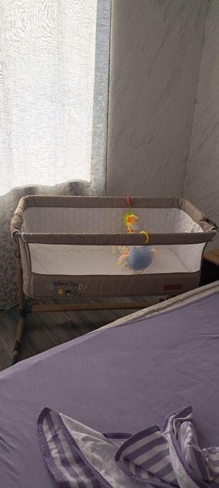 Next to me кошара