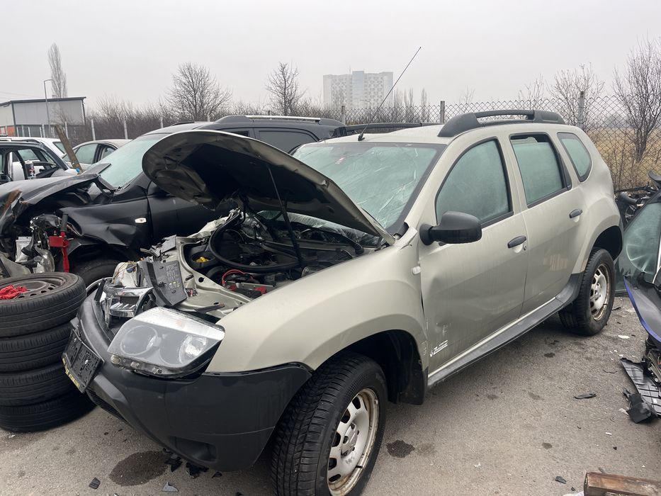 Dacia Duster 1.5 DCI 2012г 90 к.с За части