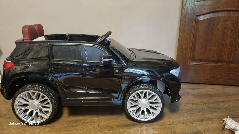 Машина на пульте