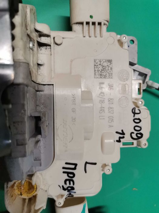 Лява брава/машинка предна и задна Ауди/Audi A4 B8 2007--2013г