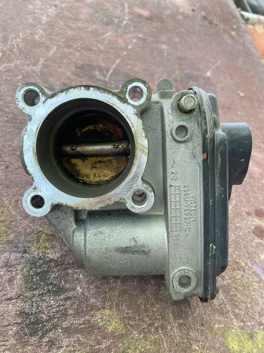 Дроселова клапа за форд фиеста мазда 2 1.25 бензин