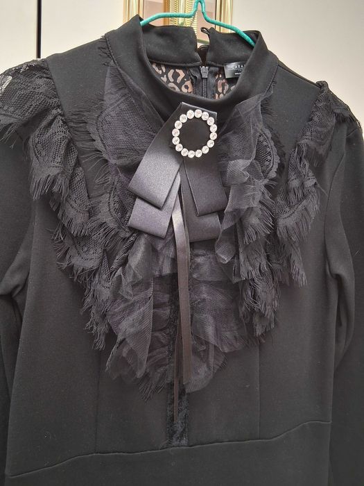 Черна рокля Caramela