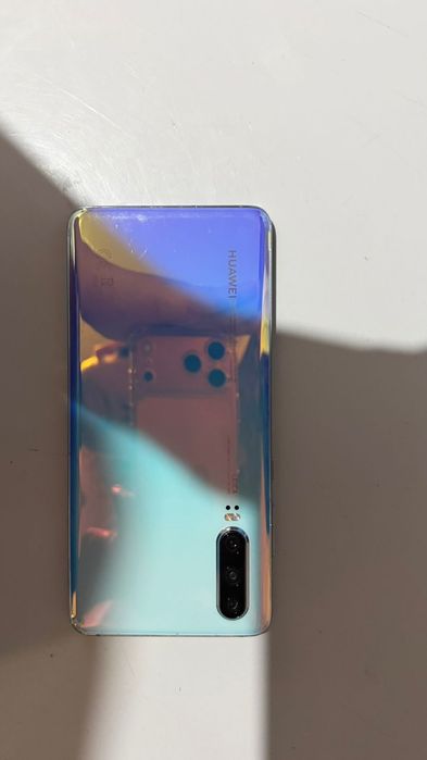 HUAWEI P30 Leica
