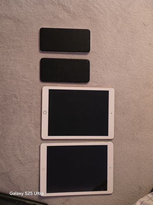 vand telefoane,laptopuri,tablete