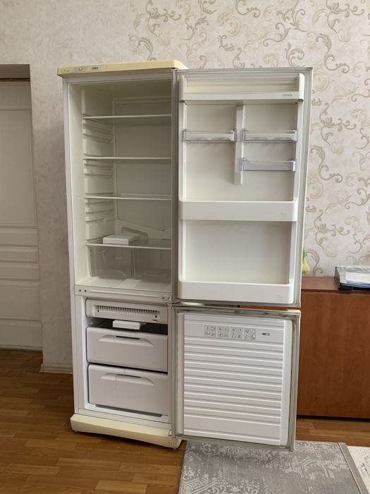 Холодильник STINOL