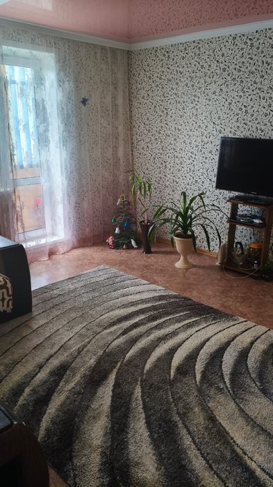 Продам квартиру на Юго-Востоке Степной -2