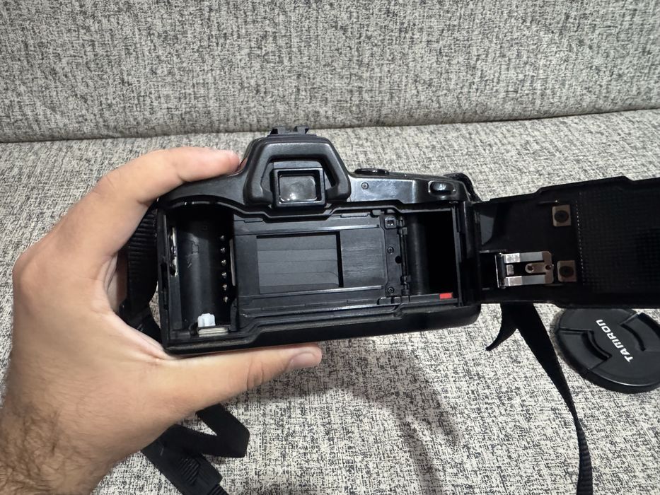 Minolta Dynax 500si Tamron AF 28-200mm