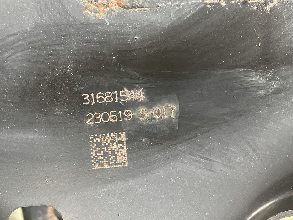 Punte spate Volvo XC90 II, 4X4 - cod 31681544