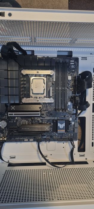 Kit i5 14600K + ASUS TUF GAMING B760M-PLUS D4