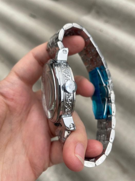 Механика Patek Philippe Ред, рассрочка