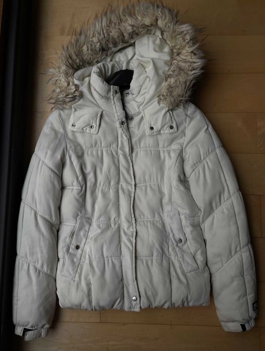 Geaca de iarna Bershka (dama) marimea S
